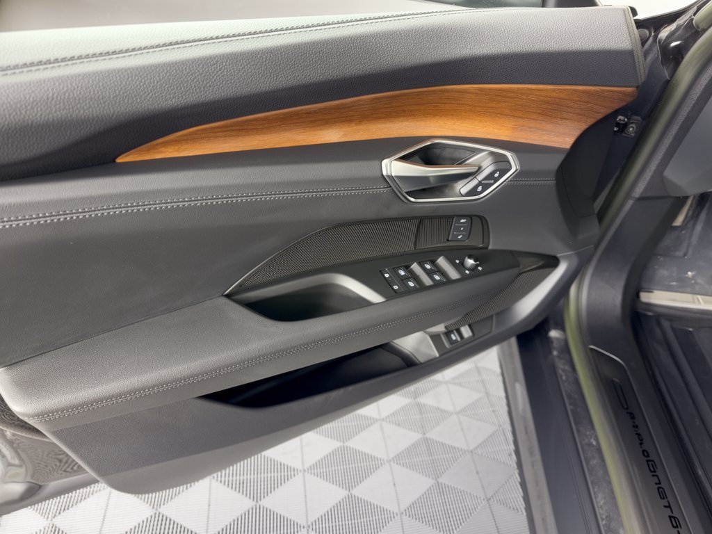 Used 2023 Audi e-tron GT Premium Plus AWD/4WD image 14