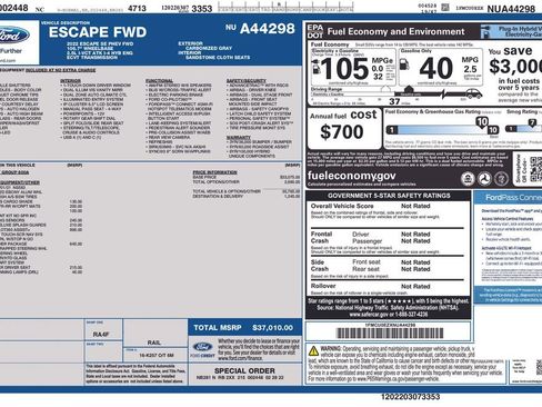 Used 2022 Ford Escape SE w/ Cold Weather Package FWD image 17