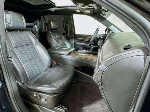 Used 2022 Cadillac Escalade Sport Platinum w/ LPO, ONYX Package RWD image 30