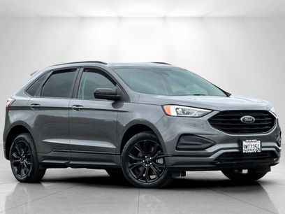 Used 2024 Ford Edge SE w/ Black Appearance Package