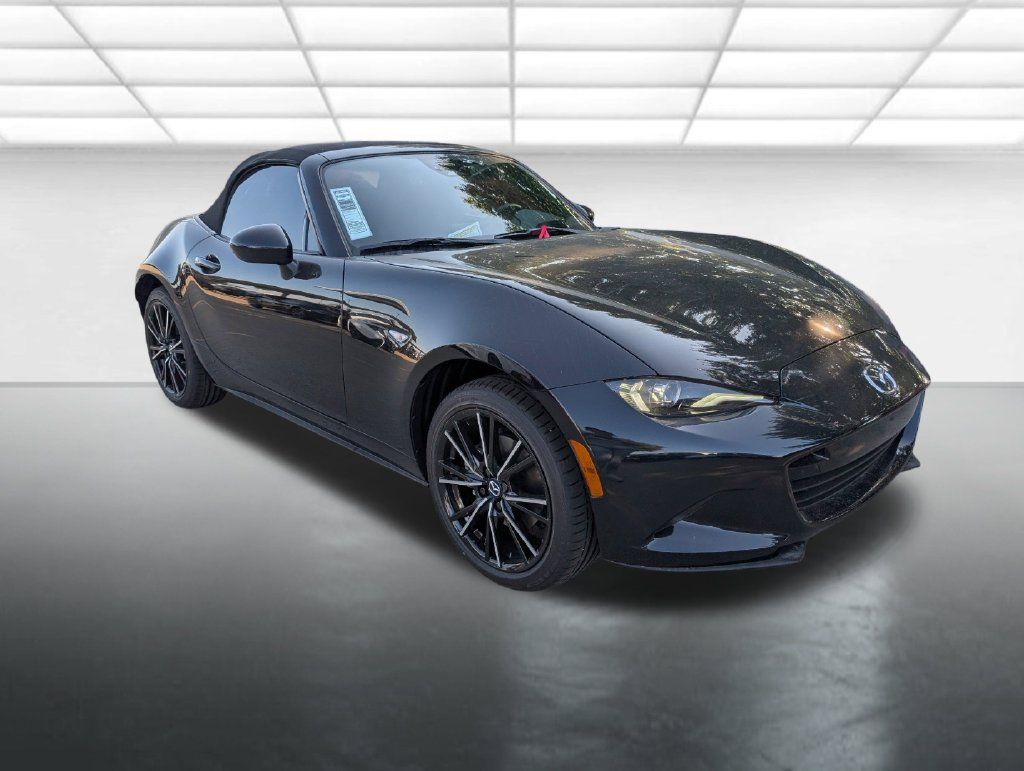 New 2026 MAZDA MX-5 Miata Grand Touring RWD image 1