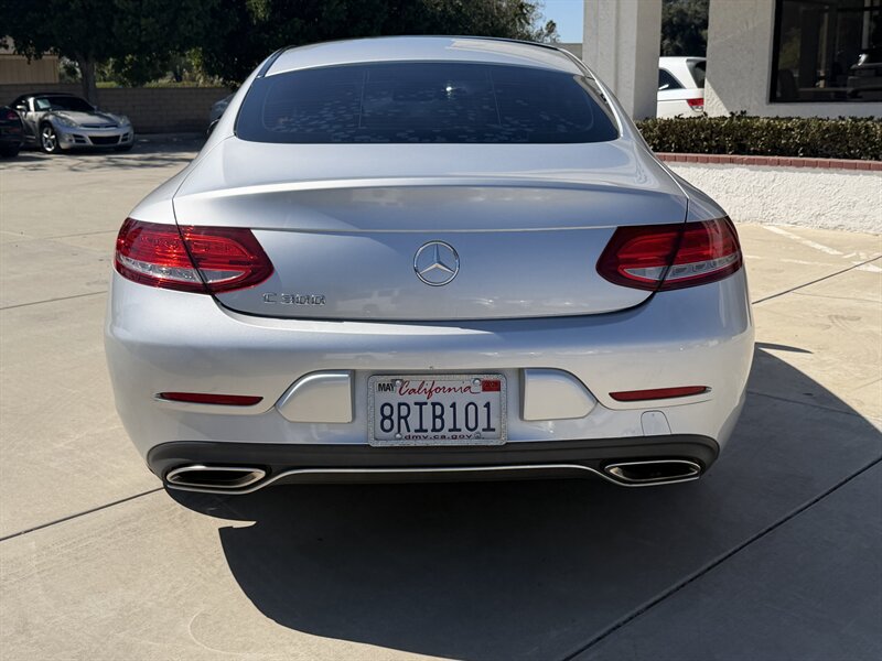 Used 2017 Mercedes-Benz C 300 Coupe image 4