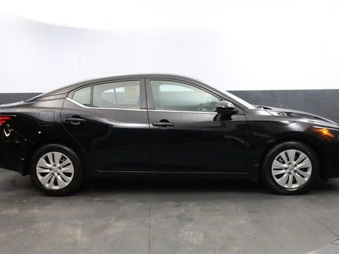 Used 2024 Nissan Sentra S image 4