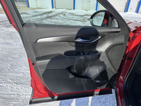 Used 2025 Buick Envision Preferred image 19