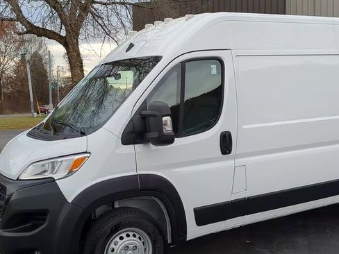 New 2026 RAM ProMaster 2500 w/ Cold Weather Group image 4