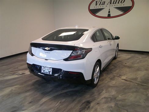 Used 2018 Chevrolet Volt LT w/ LT Driver Confidence Package image 7