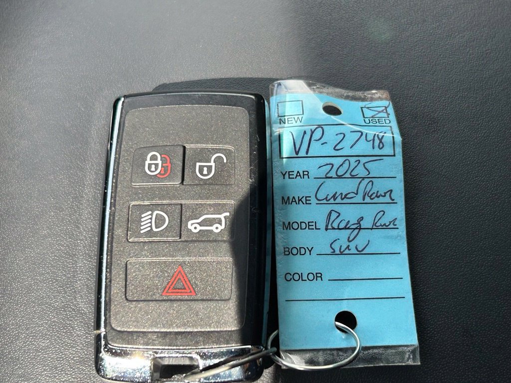 Used 2025 Land Rover Range Rover Sport SE AWD/4WD image 44