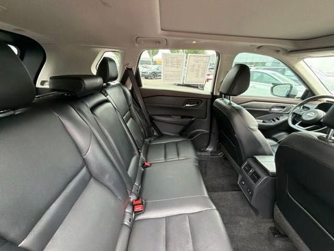 Used 2022 Nissan Rogue SL AWD/4WD image 22