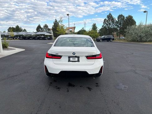 Used 2026 BMW 330i xDrive Sedan w/ M Sport Package AWD/4WD image 4
