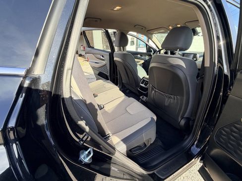 Used 2020 Hyundai Santa Fe SE w/ Cargo Package image 23
