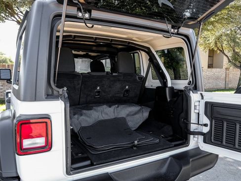 Used 2019 Jeep Wrangler Unlimited Sport S image 65