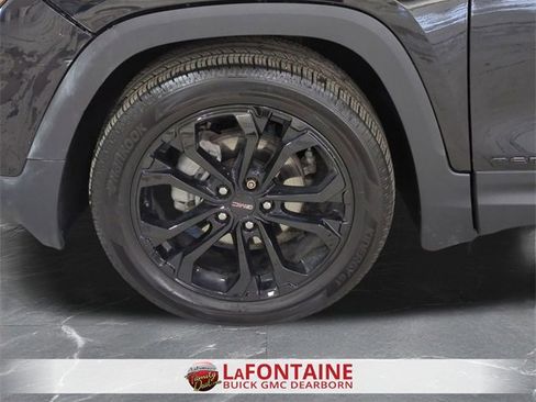 Used 2022 GMC Terrain SLE w/ Driver Convenience Package image 30