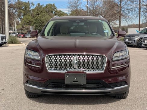 Used 2022 Lincoln Nautilus FWD w/ Premium Package image 8