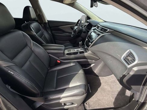 Used 2020 Nissan Murano SL w/ Moonroof Package image 16