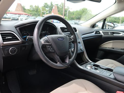 Used 2019 Ford Fusion S FWD image 20