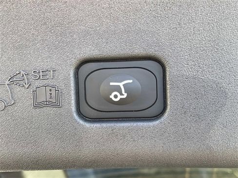 New 2026 Lincoln Nautilus Reserve w/ Jet Appearance Package image 13