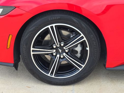 Used 2025 Ford Mustang Premium RWD image 11