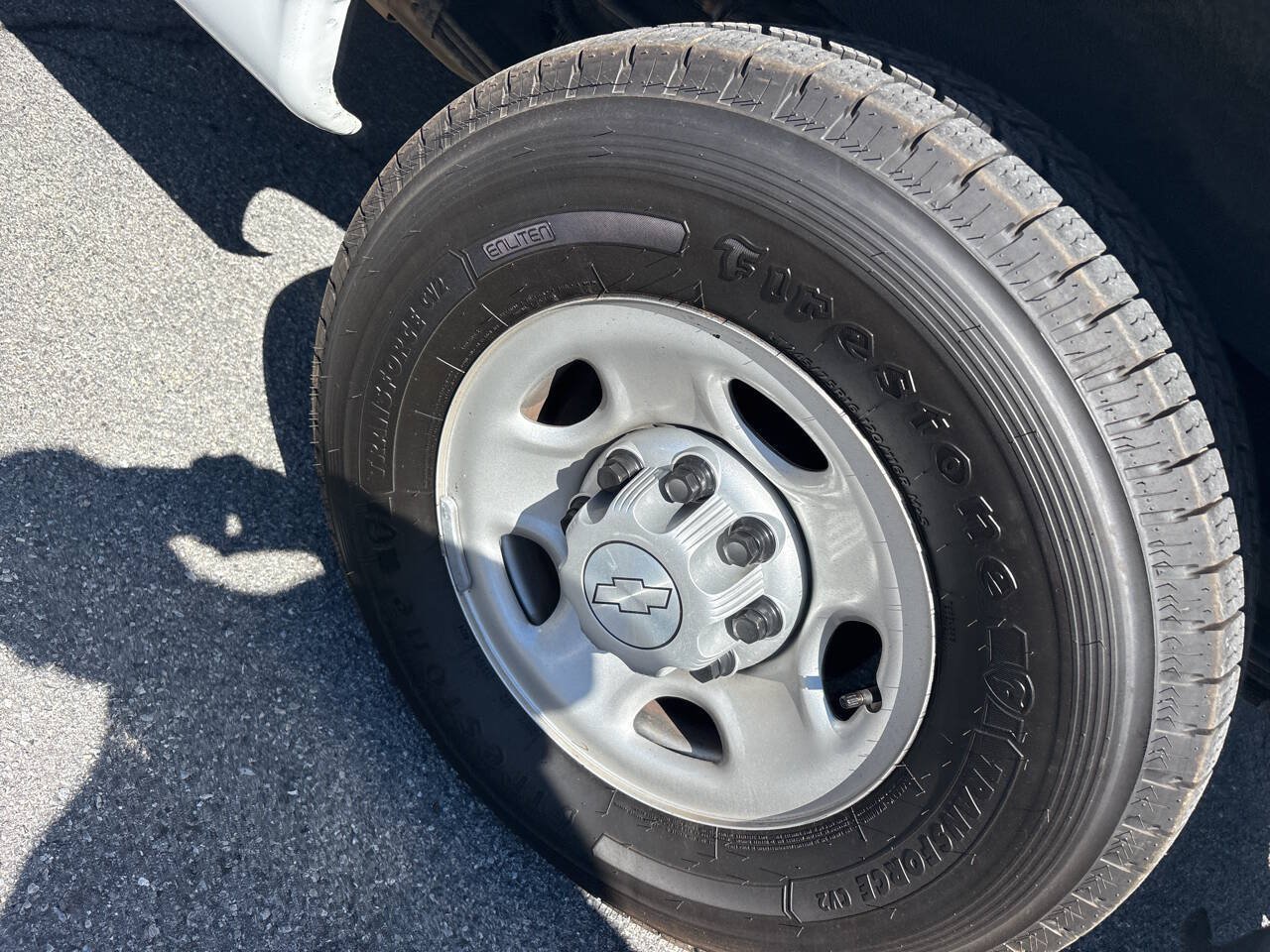 Used 2019 Chevrolet Express 2500 w/ Enhanced Convenience Package RWD image 13