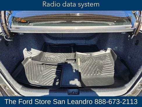 Used 2018 Honda Accord Touring image 11