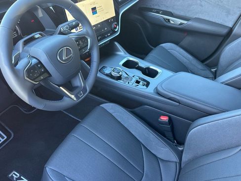 New 2026 Lexus RZ 450e RZ 550e image 4