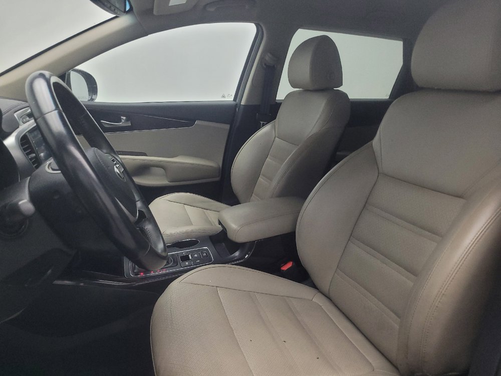 Used 2019 Kia Sorento EX AWD/4WD image 17