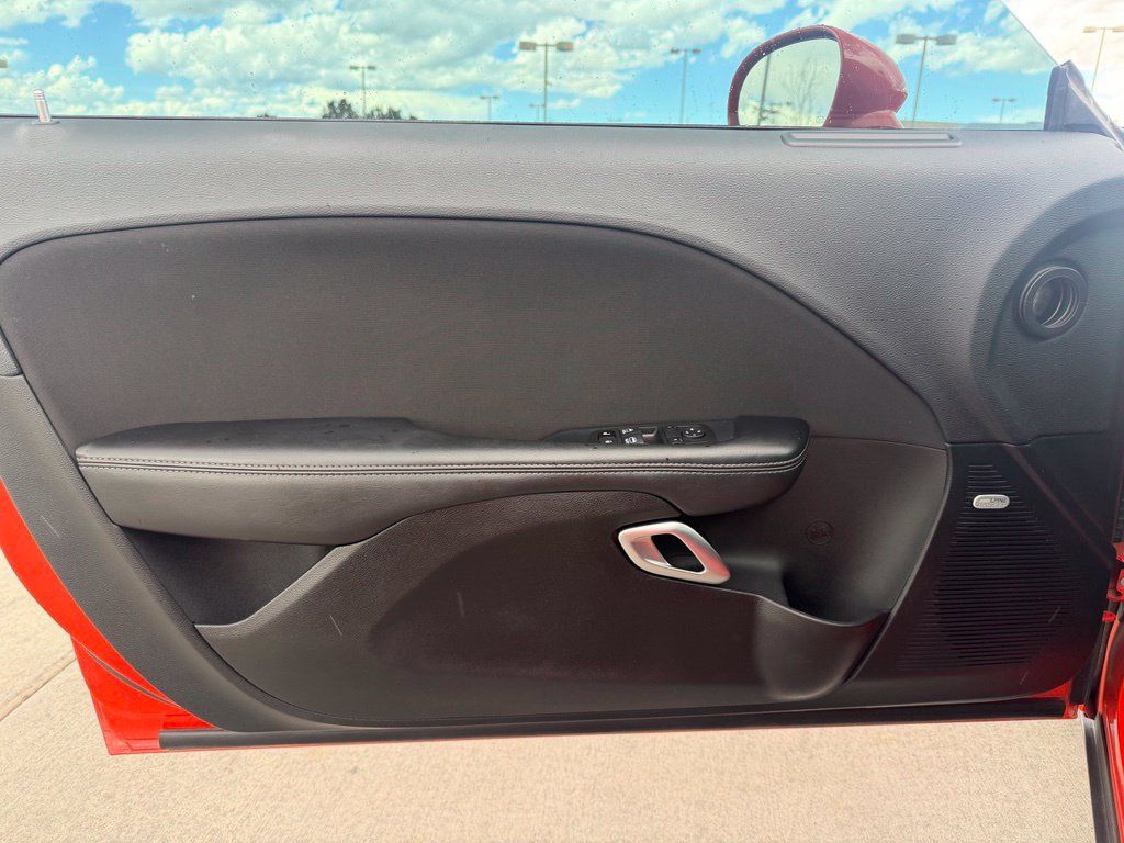 Used 2022 Dodge Challenger R/T Scat Pack RWD image 10