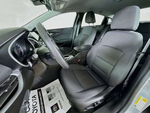 Used 2024 Chevrolet Malibu LT image 10