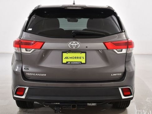 Used 2017 Toyota Highlander Limited FWD image 13