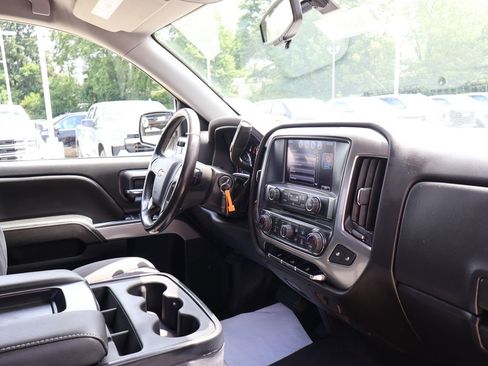 Used 2019 Chevrolet Silverado 1500 LT w/ LPO, Black Pack AWD/4WD image 35