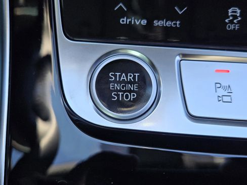 New 2025 Audi Q7 3.0T Prestige image 25