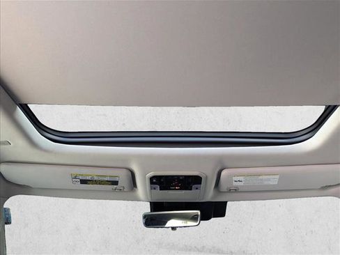 Used 2024 Toyota Tundra Limited image 28