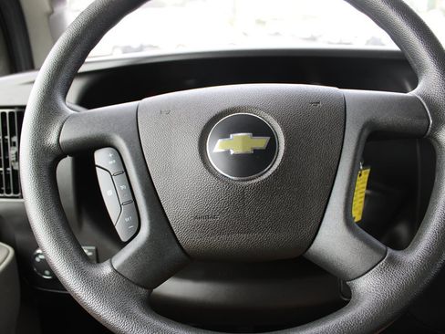 Used 2025 Chevrolet Express 2500 w/ Driver Convenience Package RWD image 28