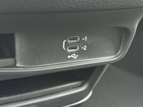 New 2026 Chrysler Pacifica Select w/ S Appearance Package AWD/4WD image 29