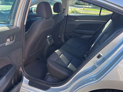 Used 2017 Hyundai Elantra Value Edition image 27