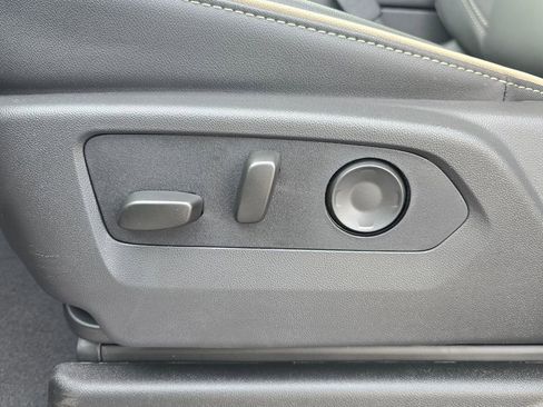 New 2026 GMC Yukon Elevation w/ Elevation Premium Package image 17