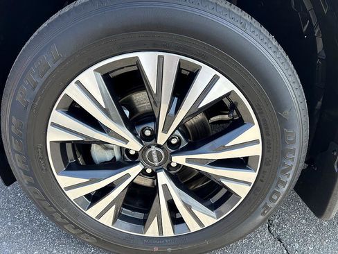 Certified 2023 Nissan Rogue SV w/ SV Premium B Package image 9