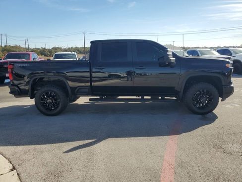 Used 2025 Chevrolet Silverado 2500 Custom w/ Custom Value Package image 11