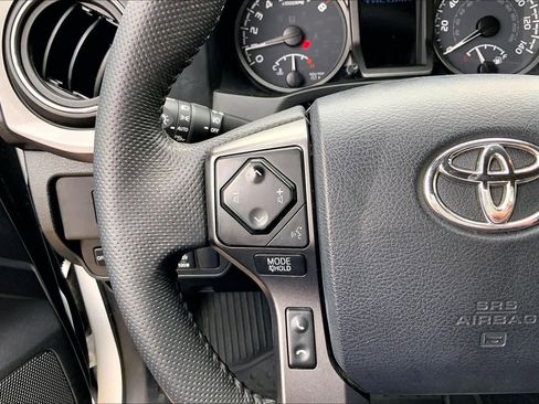 Used 2023 Toyota Tacoma TRD Sport w/ Technology Package image 24