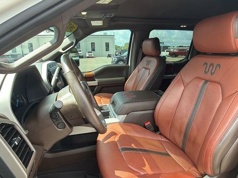 Used 2022 Ford F250 King Ranch w/ King Ranch Ultimate Package AWD/4WD image 25