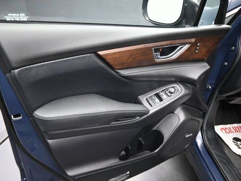 Used 2024 Subaru Ascent Touring AWD/4WD image 4