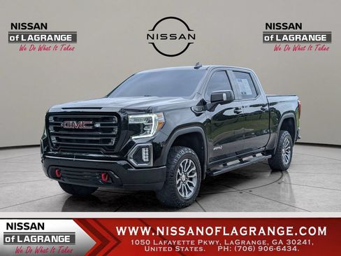 Used 2021 GMC Sierra 1500 AT4 w/ AT4 Preferred Package AWD/4WD image 1
