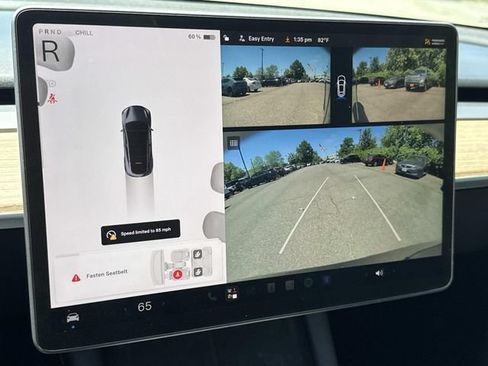 Used 2023 Tesla Model Y 2WD image 21