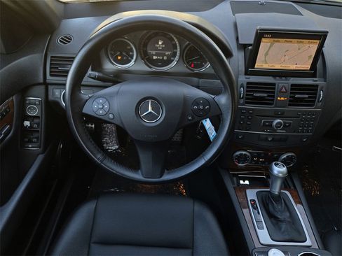 Used 2011 Mercedes-Benz C 350 Sport image 12