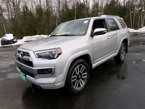 Used 2024 Toyota 4Runner Limited image 4
