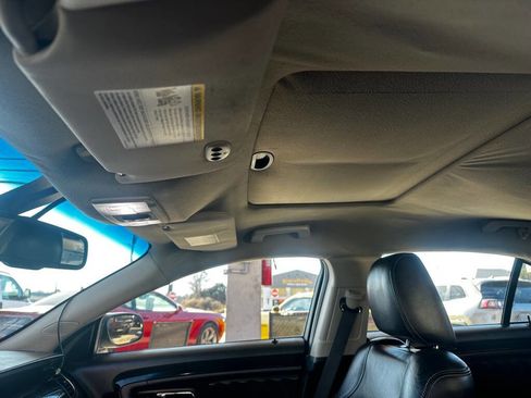 Used 2010 Ford Taurus Limited image 17