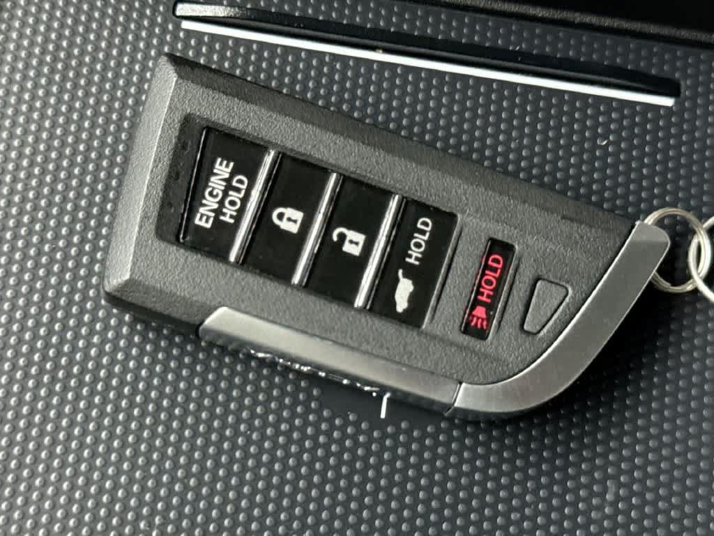 Used 2025 Acura MDX w/ Technology Package FWD image 28