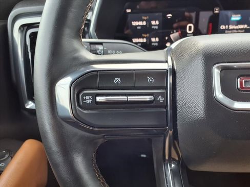 Used 2024 GMC Canyon AT4 w/ AT4 Premium Package image 18