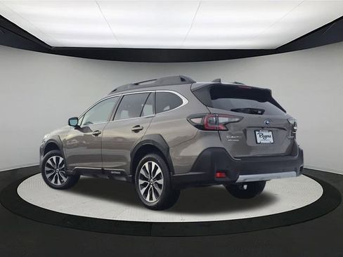 Certified 2023 Subaru Outback Limited image 5