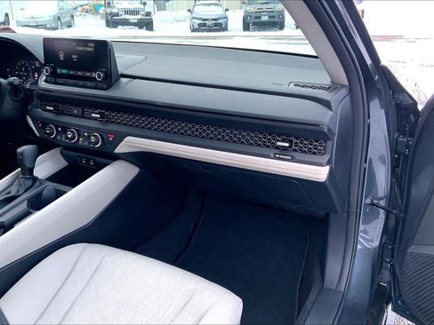 Used 2023 Honda Accord EX image 19