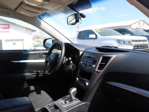 Used 2012 Subaru Outback 2.5i w/ Alloy Wheel Pkg image 13